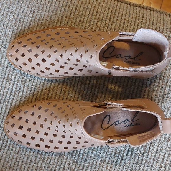 Coolway Leather Ankle Boots - Picture 4 of 9